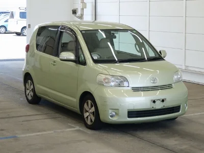 TOYOTA PORTE