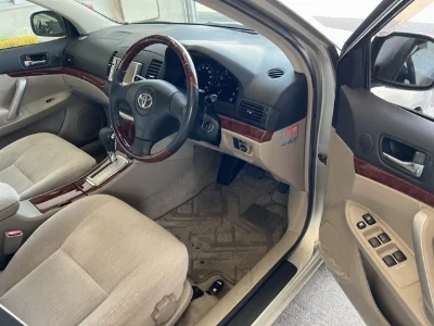TOYOTA PREMIO