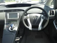 Цена авто Toyota Prius с аукционов Японии, номер кузова ZVW30, пробег 278 000, оценка 6