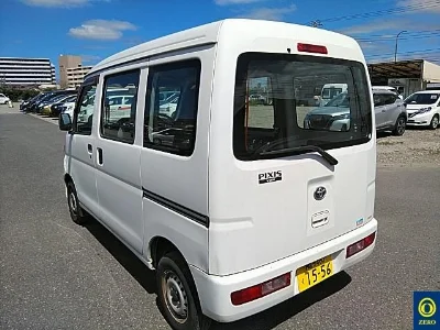 TOYOTA PIXIS VAN