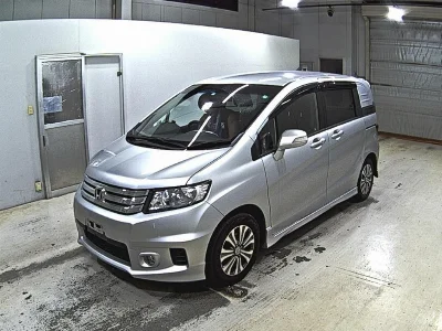 HONDA FREED SPIKE