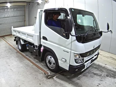 MITSUBISHI CANTER