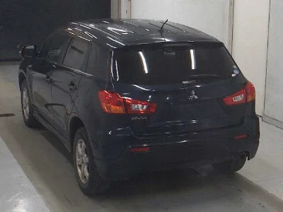 MITSUBISHI RVR