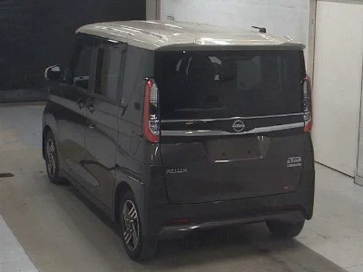 NISSAN ROOX