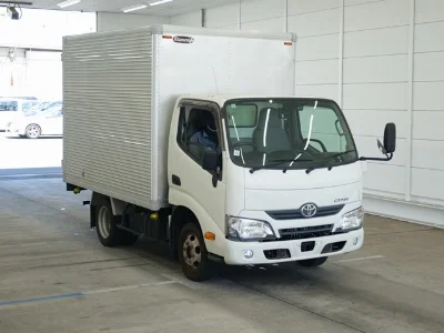 TOYOTA DYNA