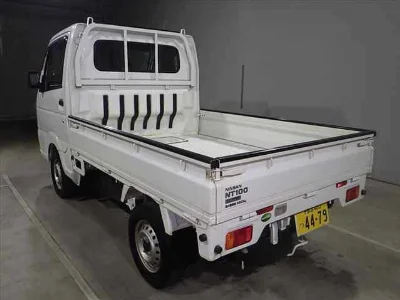 NISSAN CLIPPER TRUCK