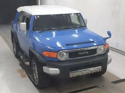 TOYOTA FJ CRUISER