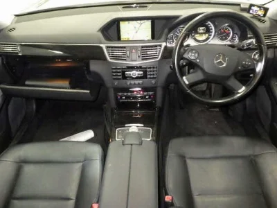 MERCEDES BENZ E CLASS