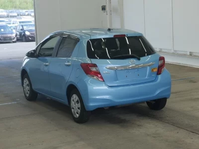 TOYOTA VITZ