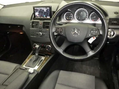 MERCEDES BENZ C CLASS