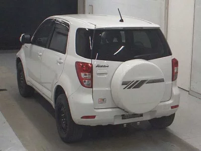 TOYOTA RUSH