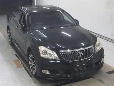 TOYOTA CROWN MAJESTA