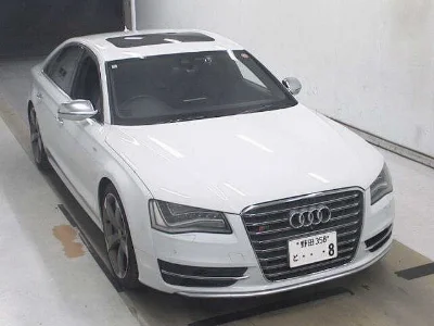 AUDI S8