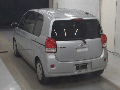 TOYOTA PORTE