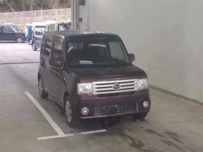 DAIHATSU MOVE CONTE