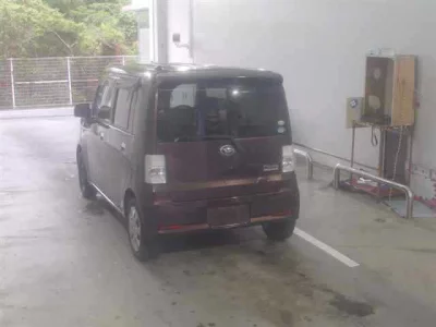 DAIHATSU MOVE CONTE