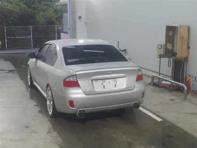 SUBARU LEGACY B4