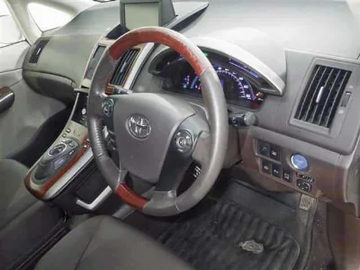 TOYOTA SAI