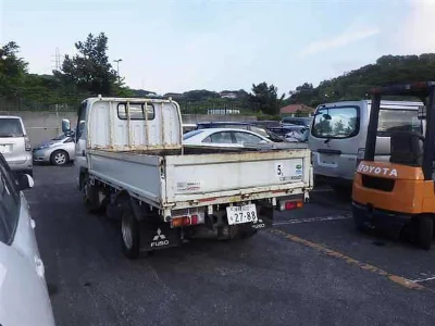 MITSUBISHI CANTER