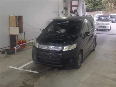 HONDA FREED SPIKE