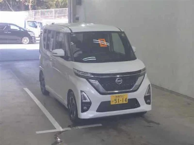 NISSAN ROOX