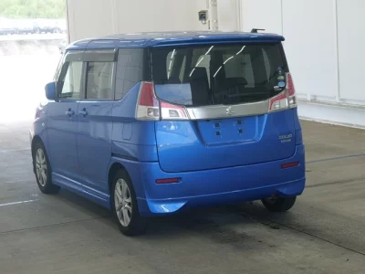 Suzuki Solio