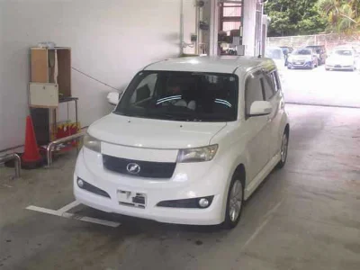 TOYOTA BB