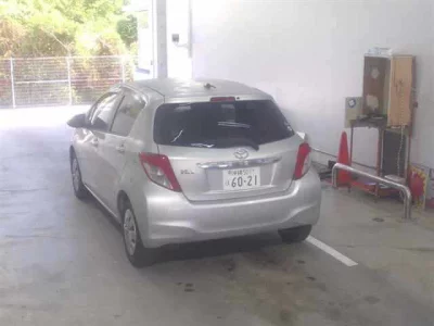 TOYOTA VITZ