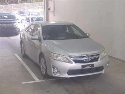 TOYOTA CAMRY