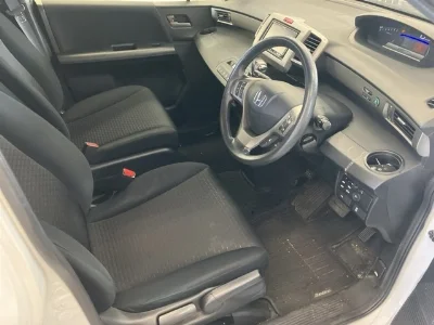 HONDA FREED SPIKE