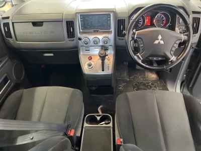 MITSUBISHI DELICA D5