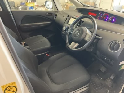 MAZDA BIANTE