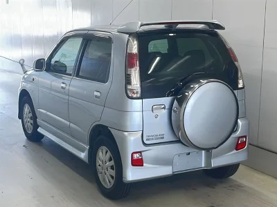 DAIHATSU TERIOS KID
