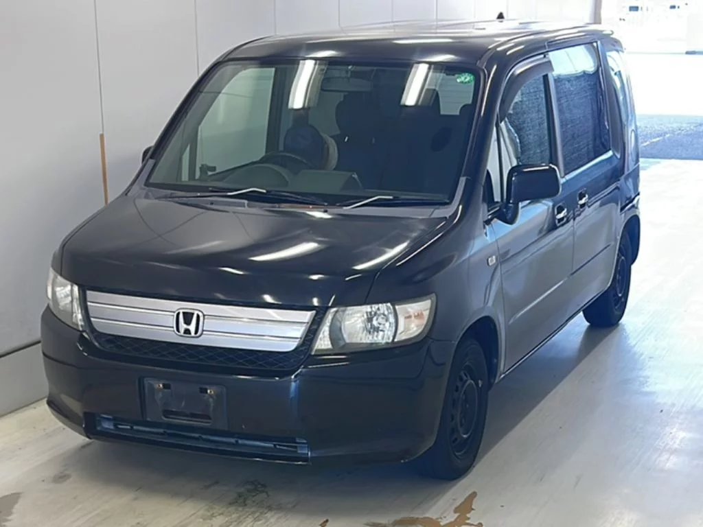 Honda Mobilio Spike  с аукциона в Японии