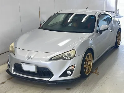 TOYOTA 86