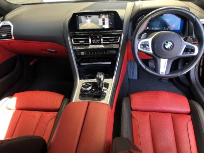 BMW 8 SERIES