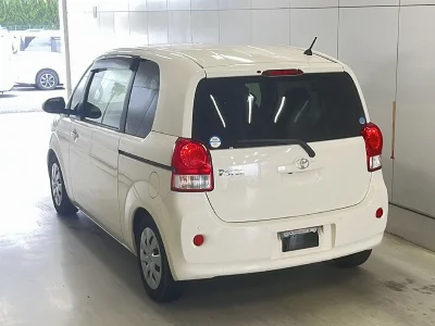TOYOTA PORTE