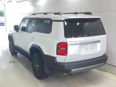 TOYOTA LAND CRUISER 250
