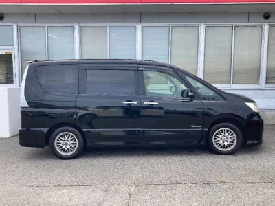 NISSAN SERENA