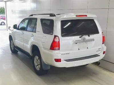 TOYOTA HILUX SURF