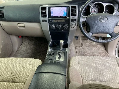 TOYOTA HILUX SURF