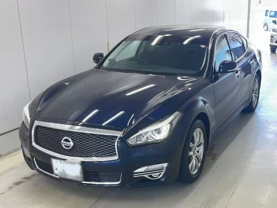 NISSAN FUGA