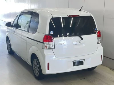 TOYOTA SPADE