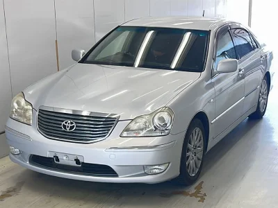 TOYOTA CROWN MAJESTA