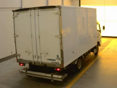 MITSUBISHI CANTER