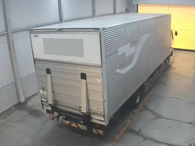 MITSUBISHI FUSO FIGHTER