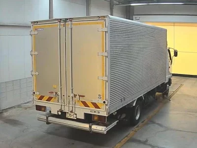 MITSUBISHI FUSO FIGHTER