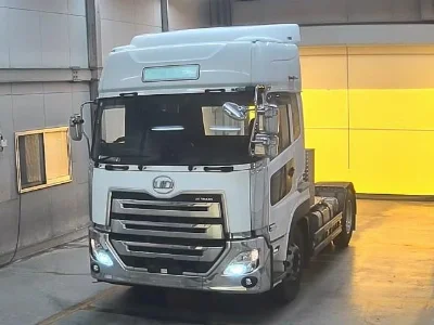 NISSAN UD