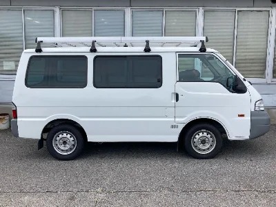 MAZDA BONGO VAN