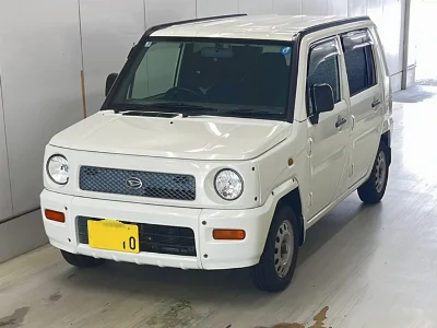 DAIHATSU NAKED